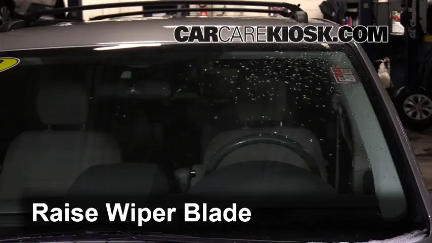 2008 Chrysler Town and Country Touring 3.8L V6 Windshield Wiper Blade (Front)
